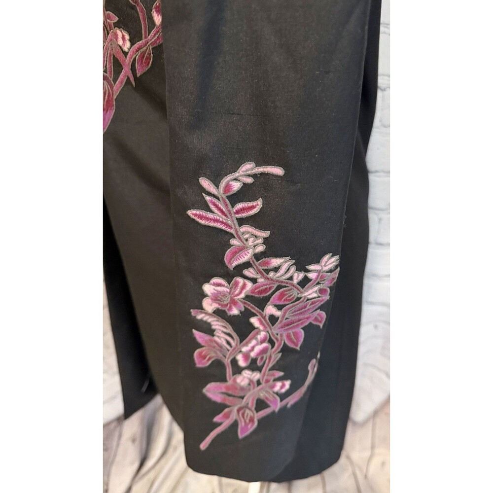 Bloomingdale’s Silk Long Black Floral Embroidered Jacket Coat Size 4 - Picture 6 of 10